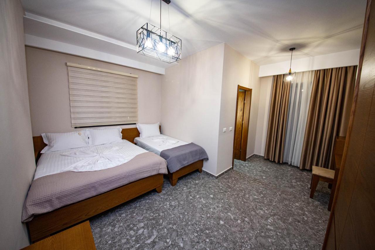 Center Hotel 3*