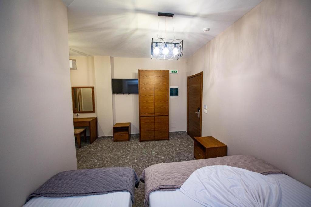 Hotel Center Ksamil